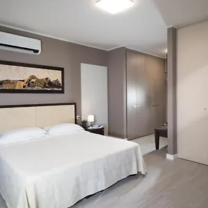 Quadra Key Easy In Apart Otel